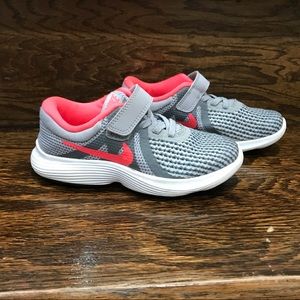 Girls Nike Revolution sneakers size 11